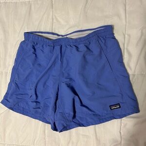 Women’s M Patagonia baggies